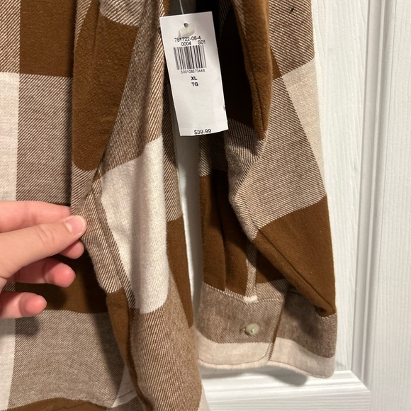 NWT Old Navy Boyfriend Plaid Shirt - Picture 9 of 10